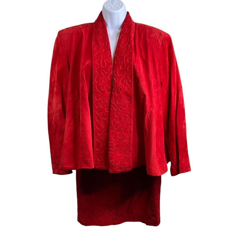 Vintage Maxima for Bergdorf Goodman Embroidered Red Suede Suit Size 8‎ 80’s Glam
